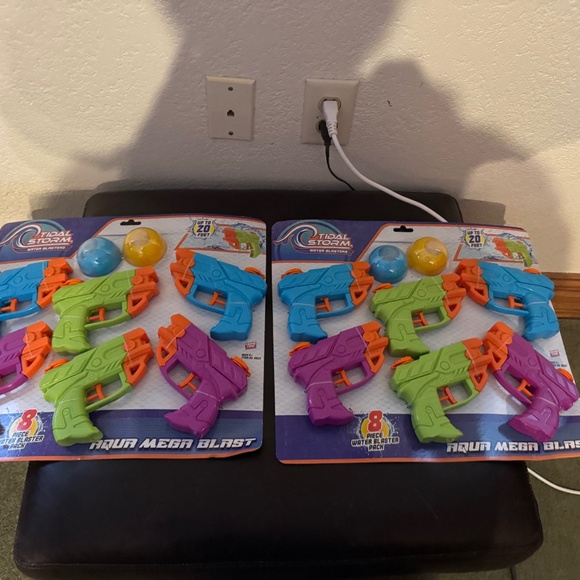 Two Tidal Blasters 8 Piece - Picture 1 of 1